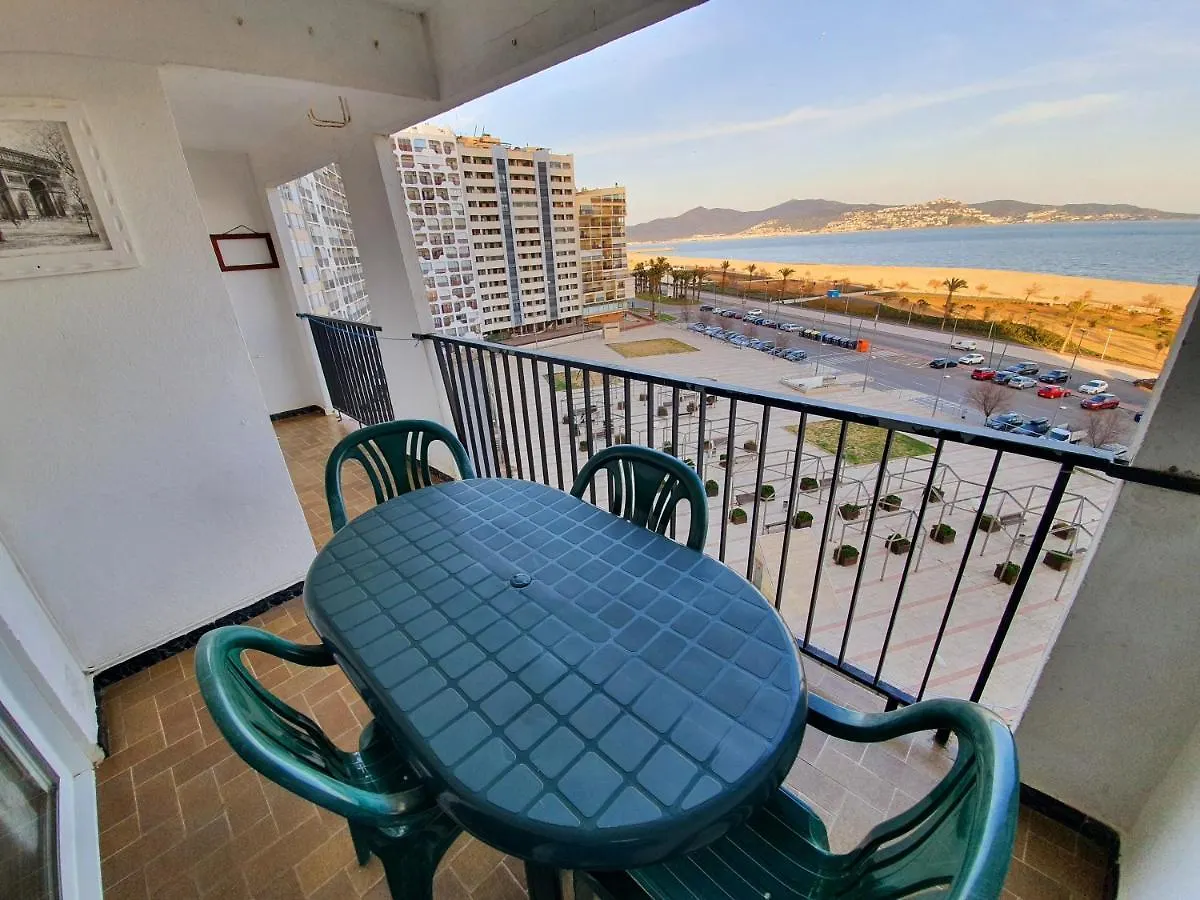 Apartment Apartamento Karina Beach-3 Empuriabrava Spain